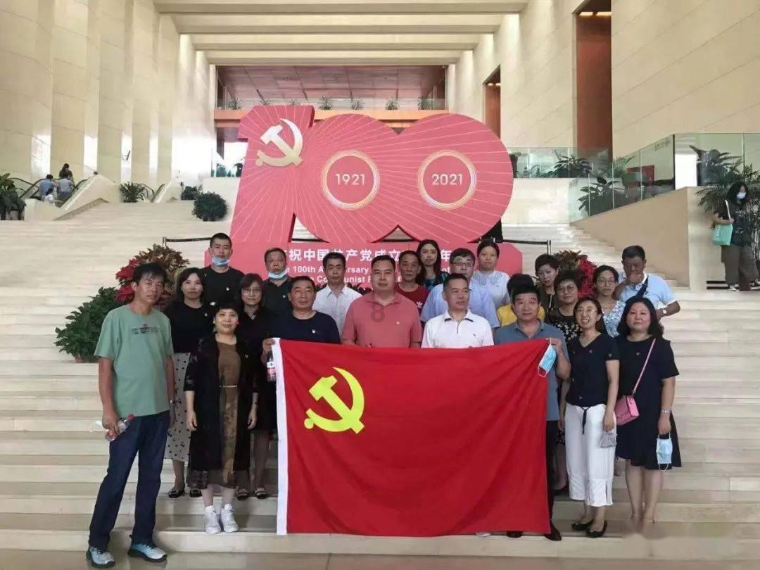 暗黑精灵幽影重重